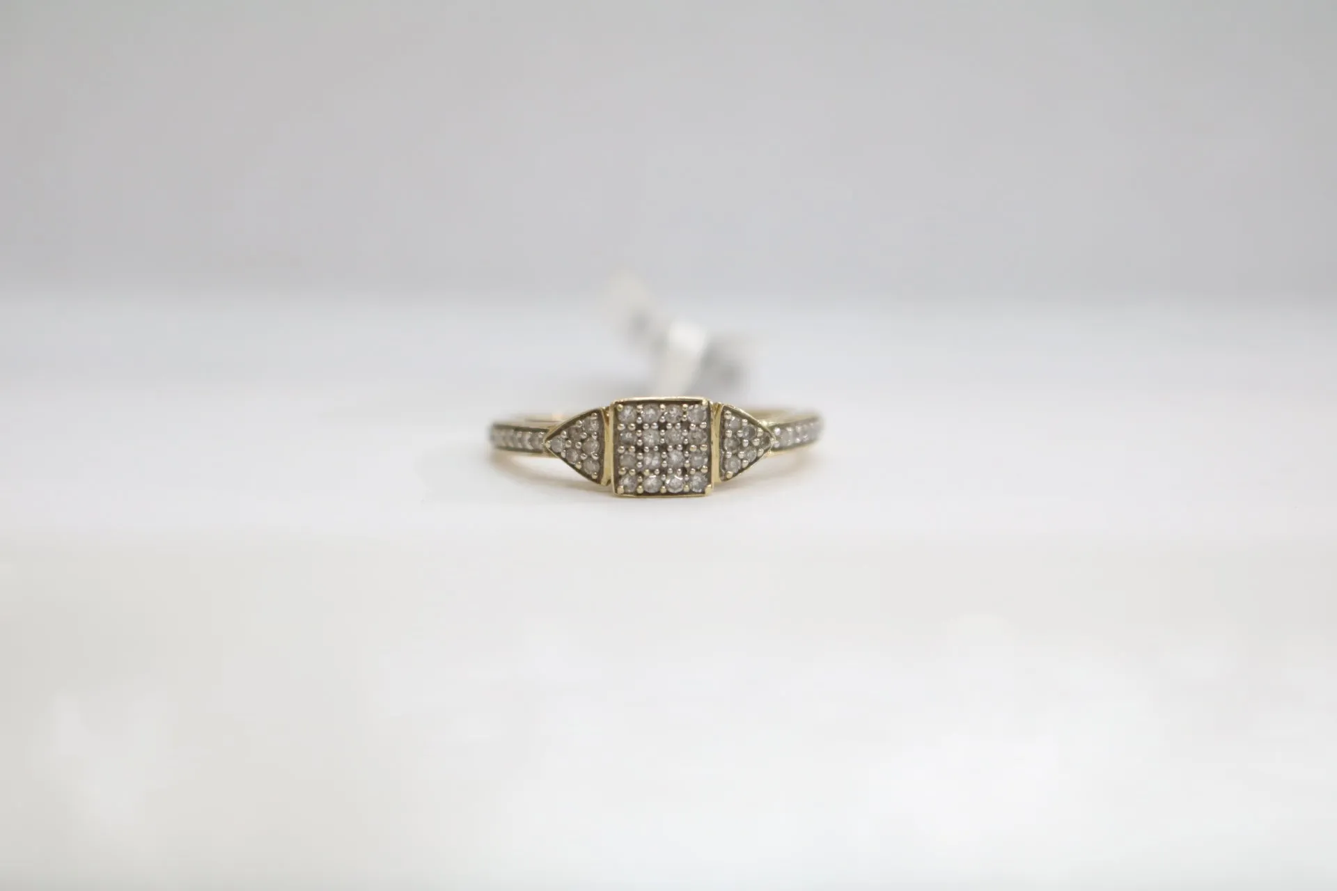 10K Yellow Gold Diamond Ring (Size 7) (0.46ctw)