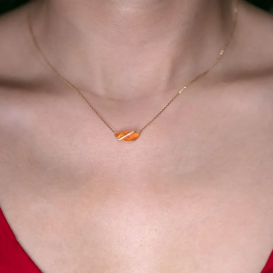 1.85 ct Mexican Fire Opal & Diamond Necklace 18K Yellow Gold