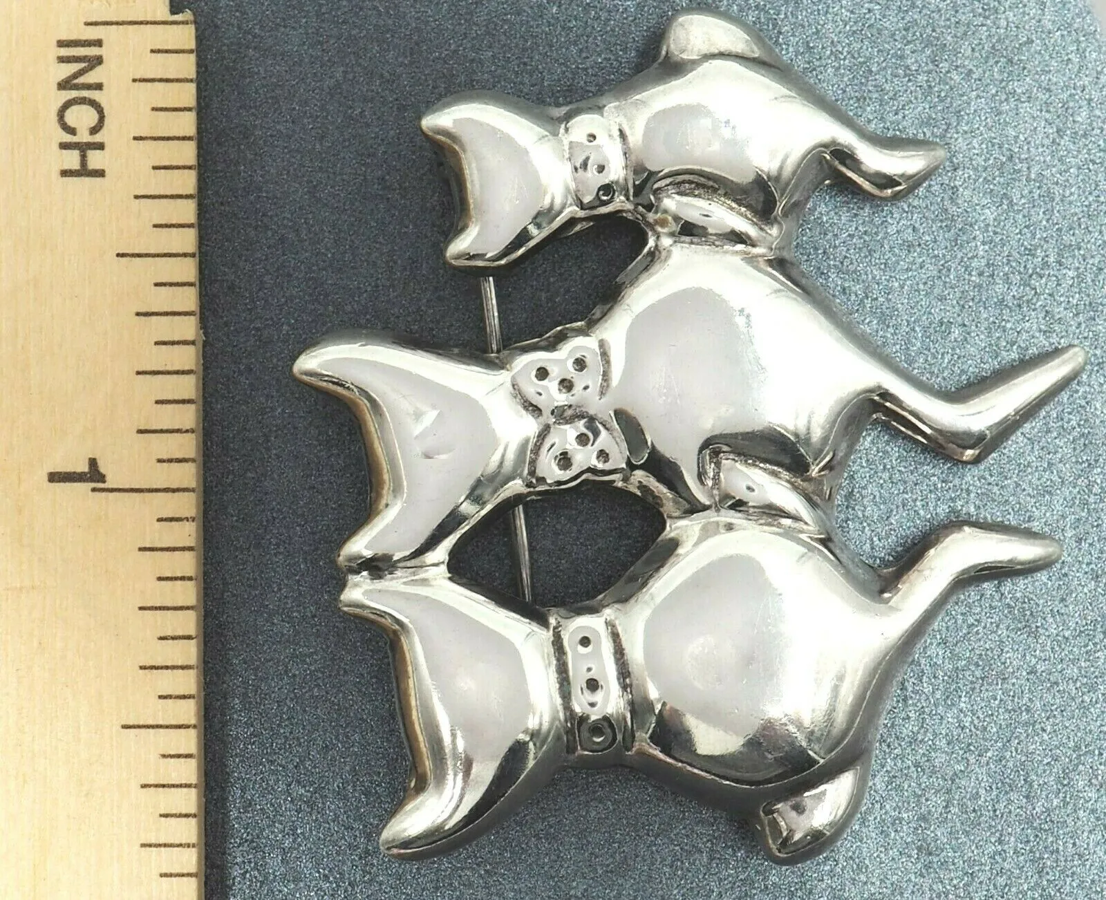 925 Sterling Silver Three Cat Brooch