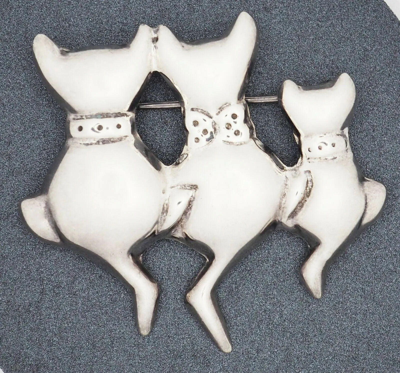 925 Sterling Silver Three Cat Brooch