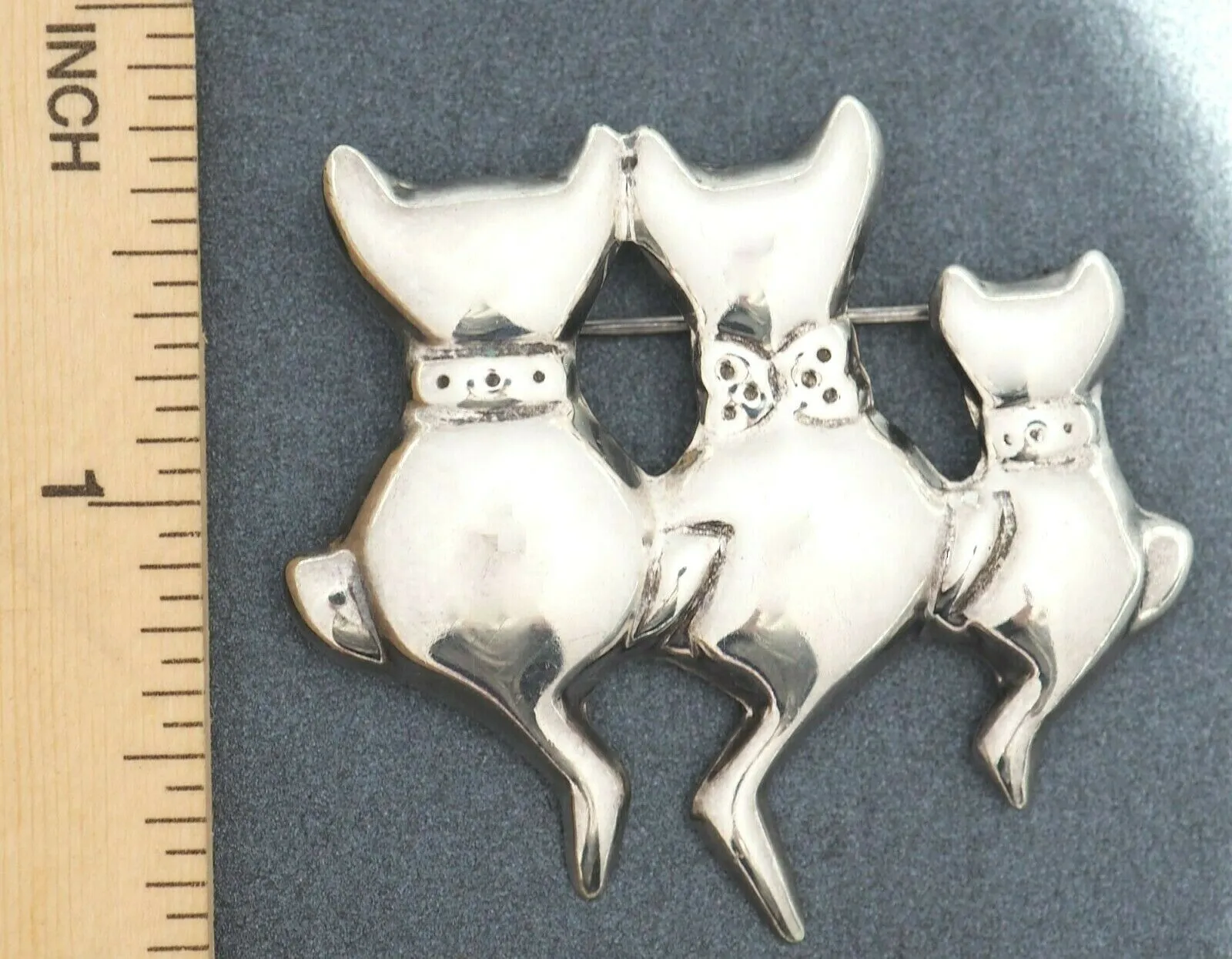 925 Sterling Silver Three Cat Brooch