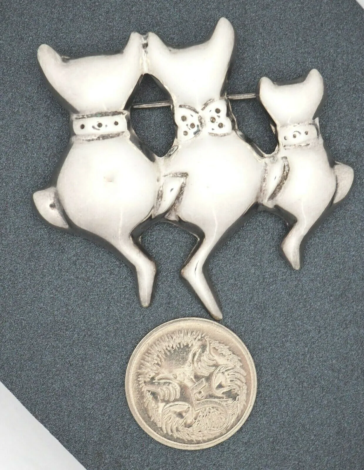 925 Sterling Silver Three Cat Brooch