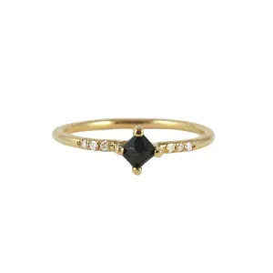 Black Diamond Equilibrium Point Ring