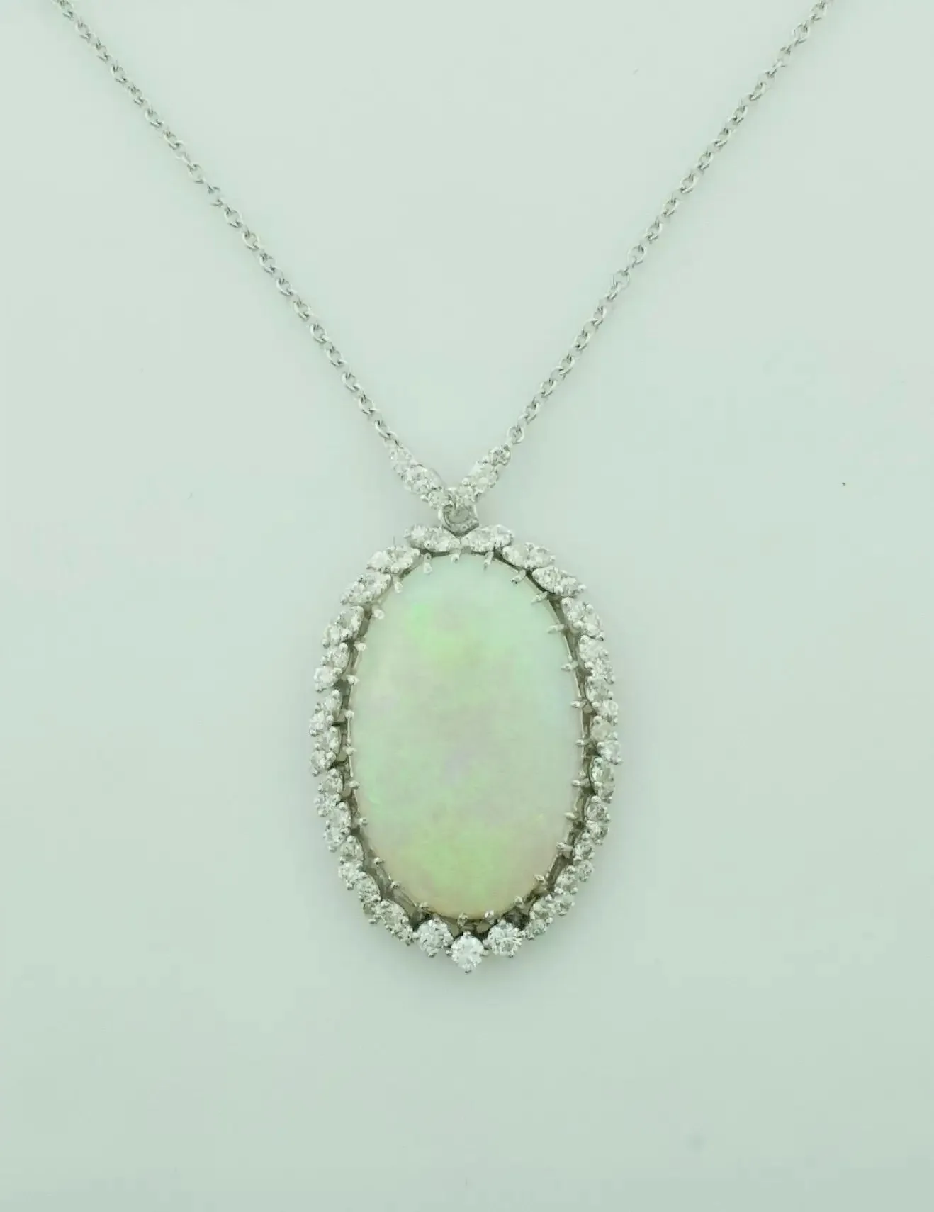 Opal and Diamond Vintage Necklace in 18k Gold Circa 1960's