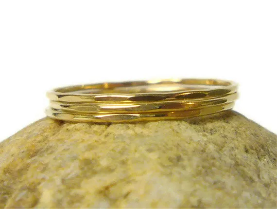 Solid 14k yellow gold stacking rings • Hammered gold bands • Wedding band set • Stackable gold rings